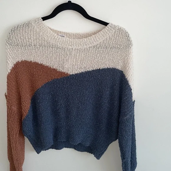 Debut Knit Top - Picture 1 of 7